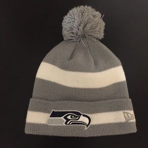 Seattle SEAHAWKS gray and white beanie one size